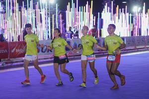 BIB: 46967, 77421, 0163, 8404
                            <button type="button" onclick="openModal(23203139)" class="btn btn-primary btn-sm float-right btn-popup" data-toggle="modal" data-target=".modal-high-quality">
                        <i class="fas fa-shopping-cart"></i> Add to Cart
                    </button>
                                            <button type="button" onclick="isThisMe(23203139, true)" class="btn btn-success btn-sm float-right btn-popup btn-isme hidden" data-toggle="tooltip" data-placement="bottom" title="นี่คือรูปของคุณใช่ไหม คลิกที่นี่เพื่อเอาเข้าอัลบั้ม">
                        <i class="fas fa-plus"></i> Add to album
                    </button>
                    <button type="button" onclick="isThisMe(23203139, false)" class="btn btn-warning btn-sm float-right btn-popup btn-isnotme hidden">
                        <i class="fas fa-ban"></i> Remove from album
                    </button>